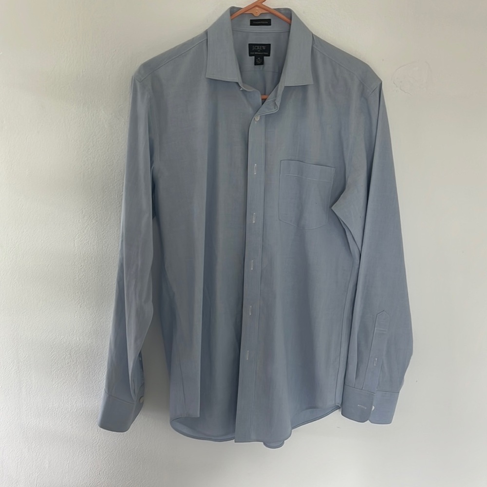 J. Crew mens button down blue shirt size M (15 - 15 1/2)